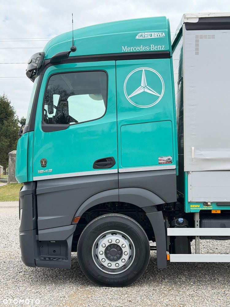 Mercedes-Benz ACTROS 1843 / BURTO-FIRANKA/ KABINA TYPU SALONKA / WINDA  / WIRTUALNY KOKPIT / KAMERY / NOWE OPONY / 18PALET / 8TON ŁADOWNOŚCI / AUTOMAT / DUŻY SILNIK  / SYPIALKA / SERWISOWANY / 2021 / JAK NOWY  / E6 - 7