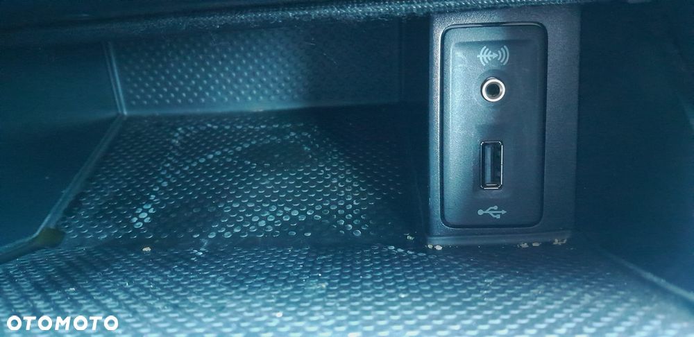 Volkswagen Golf Alltrack - 28