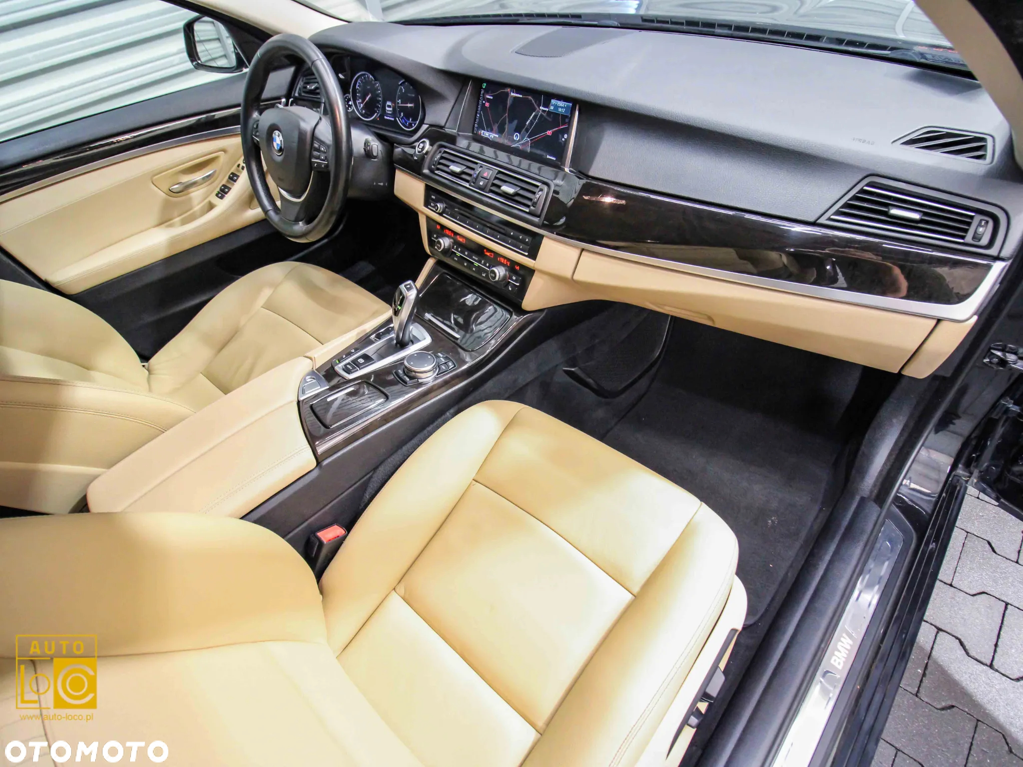 BMW Seria 5 520d xDrive Luxury Line - 9