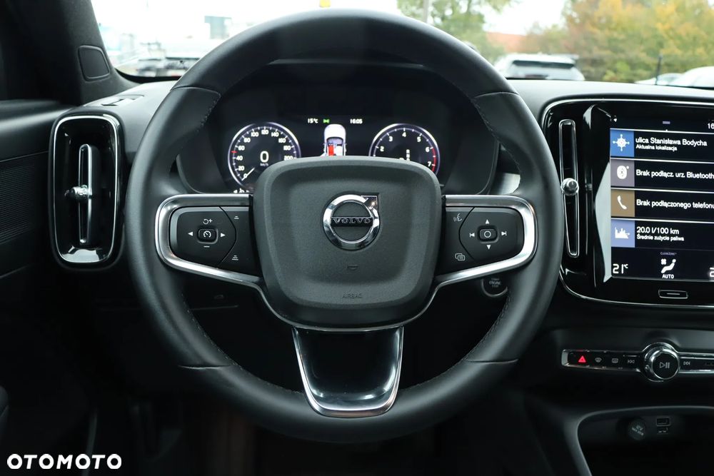 Volvo XC 40 T2 Core - 23