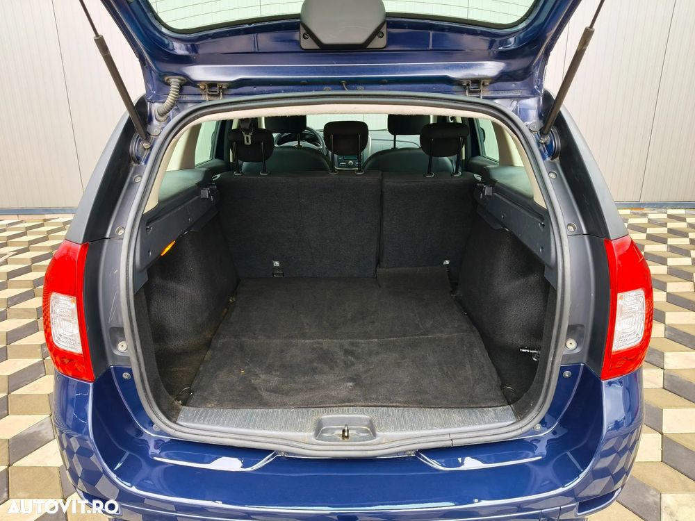 Dacia Logan MCV dCi 90 Laureate - 13