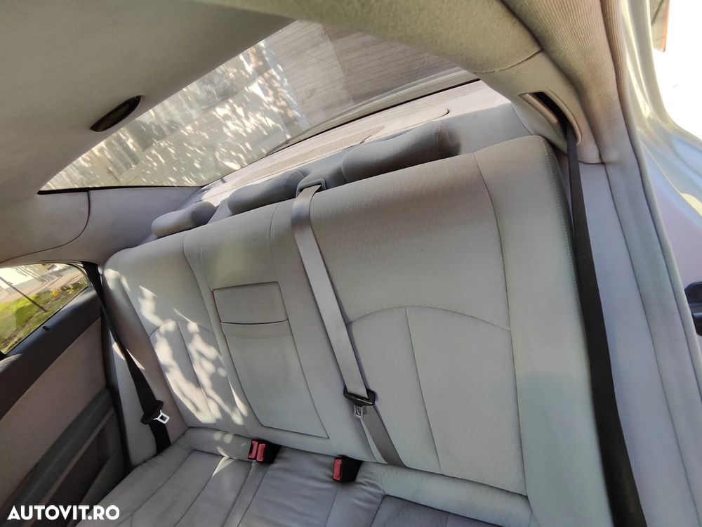 Mercedes-Benz E 220 CDI Avantgarde - 12