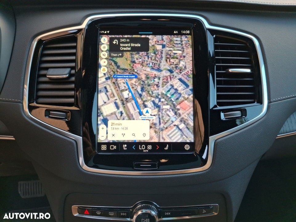 Volvo XC 90 - 17