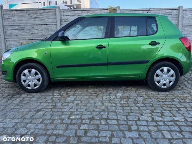 Skoda Fabia - 10