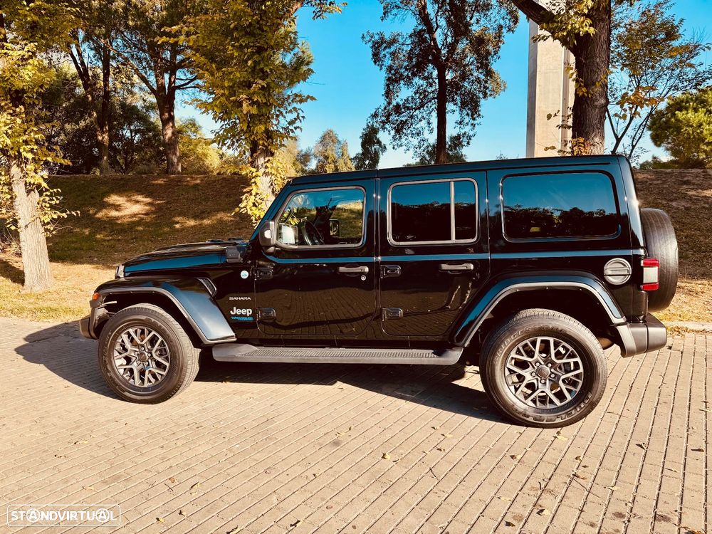 Jeep Wrangler - 2