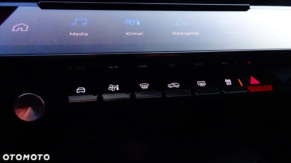 Peugeot 308 1.6 Hybrid PHEV Allure E-DCS7 - 11