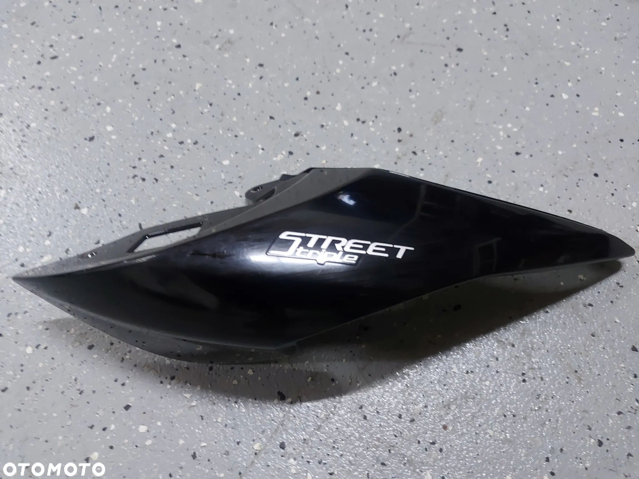 Triumph Street Triple 765 660 zadupek ogon owiewka - 1