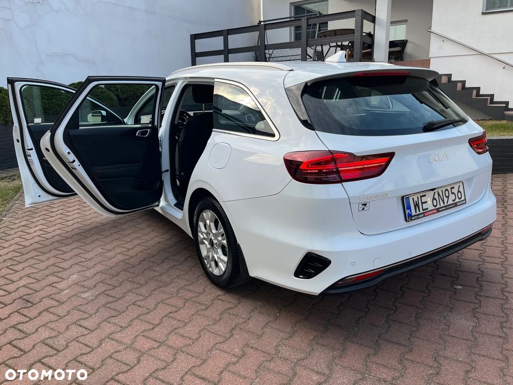 Kia Ceed 1.5 T-GDI M - 28