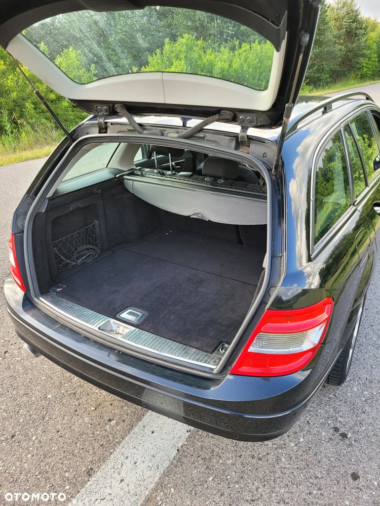 Mercedes-Benz Klasa C 220 CDI DPF Classic - 10