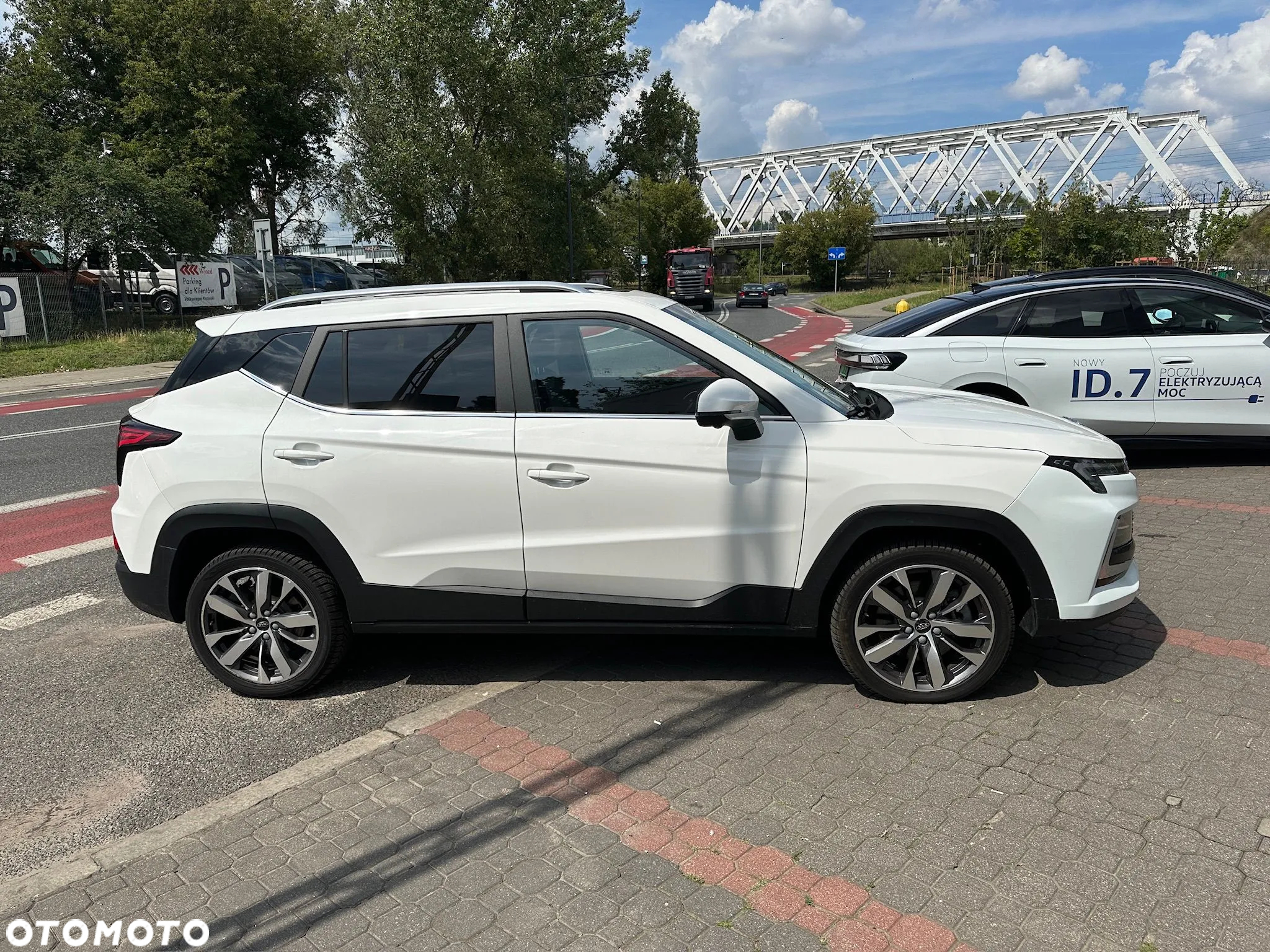 JAC e-JS4 - 2