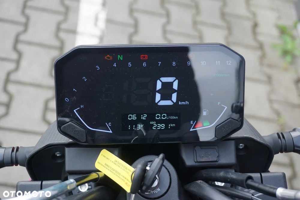 VOGE R125 - 20