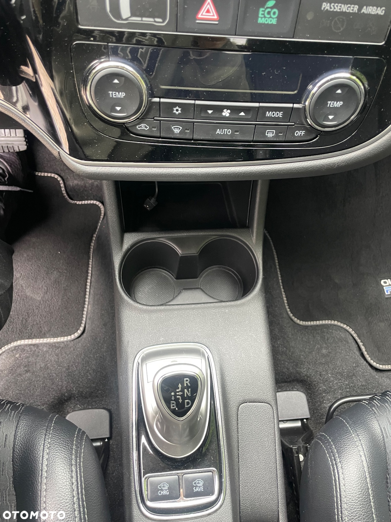 Mitsubishi Outlander 2.0 4WD Plug-In Hybrid - 19