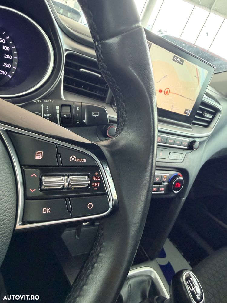 Kia Ceed 1.6 DSL MHEV Star - 21