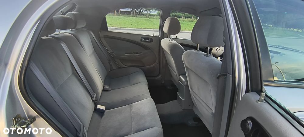 Chevrolet Lacetti 1.6 SX - 14