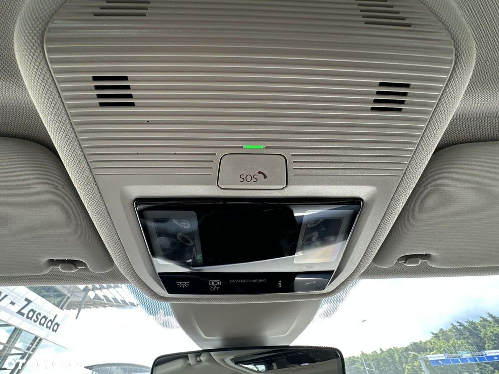 Volkswagen Golf - 26