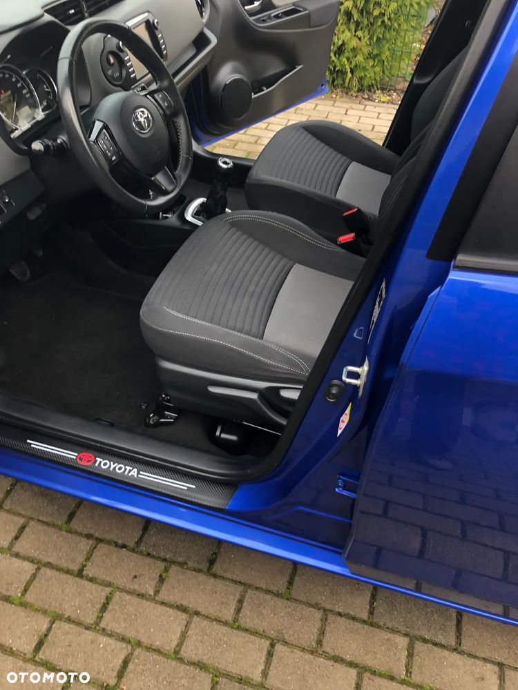 Toyota Yaris - 23