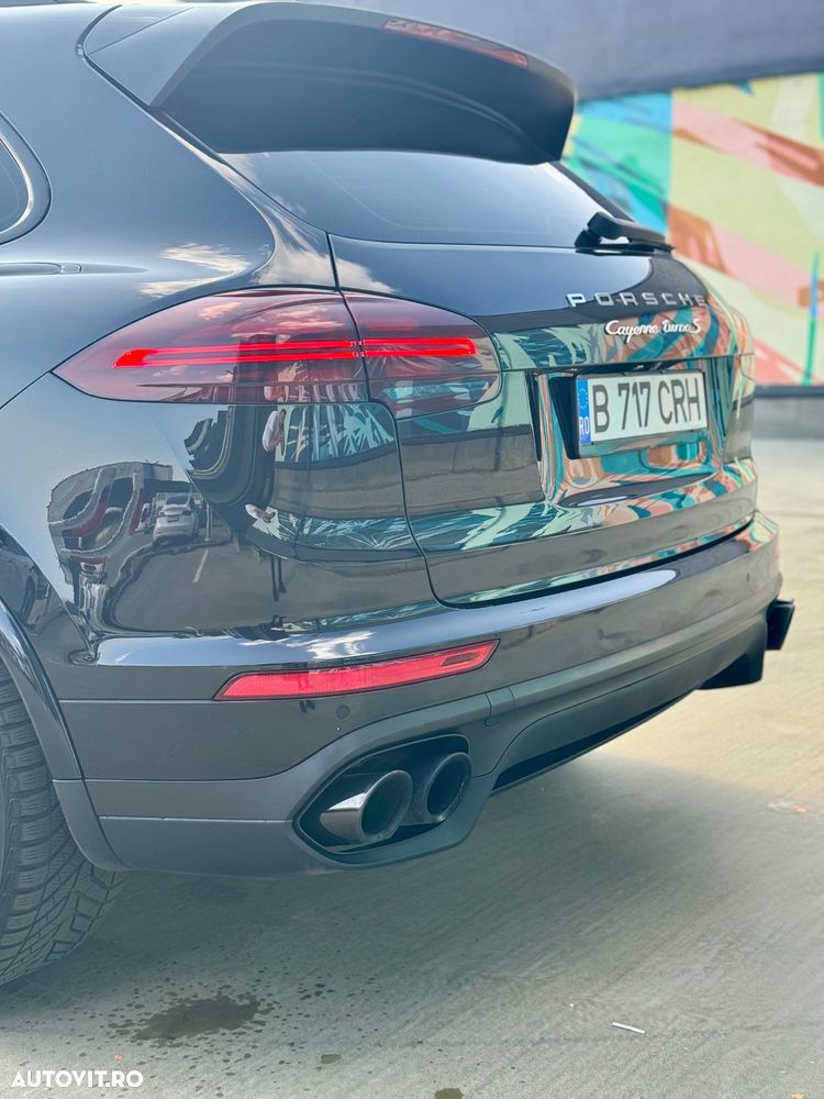 Porsche Cayenne - 26