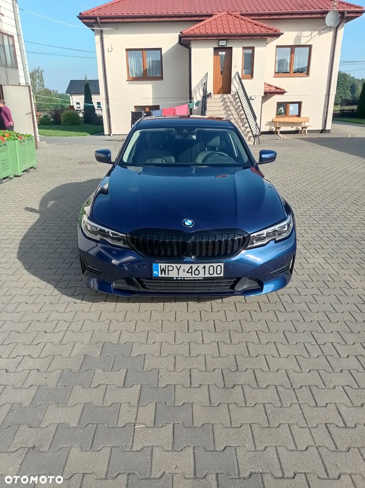BMW Seria 3 320d - 8