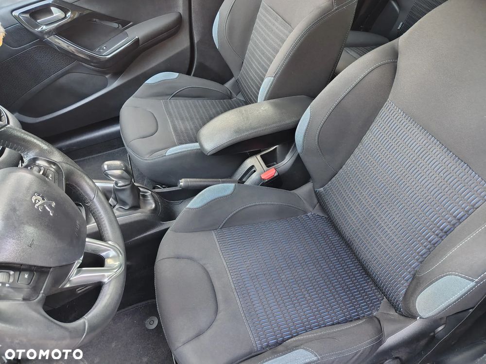 Peugeot 208 e-HDi FAP 92 Stop&Start Allure - 15