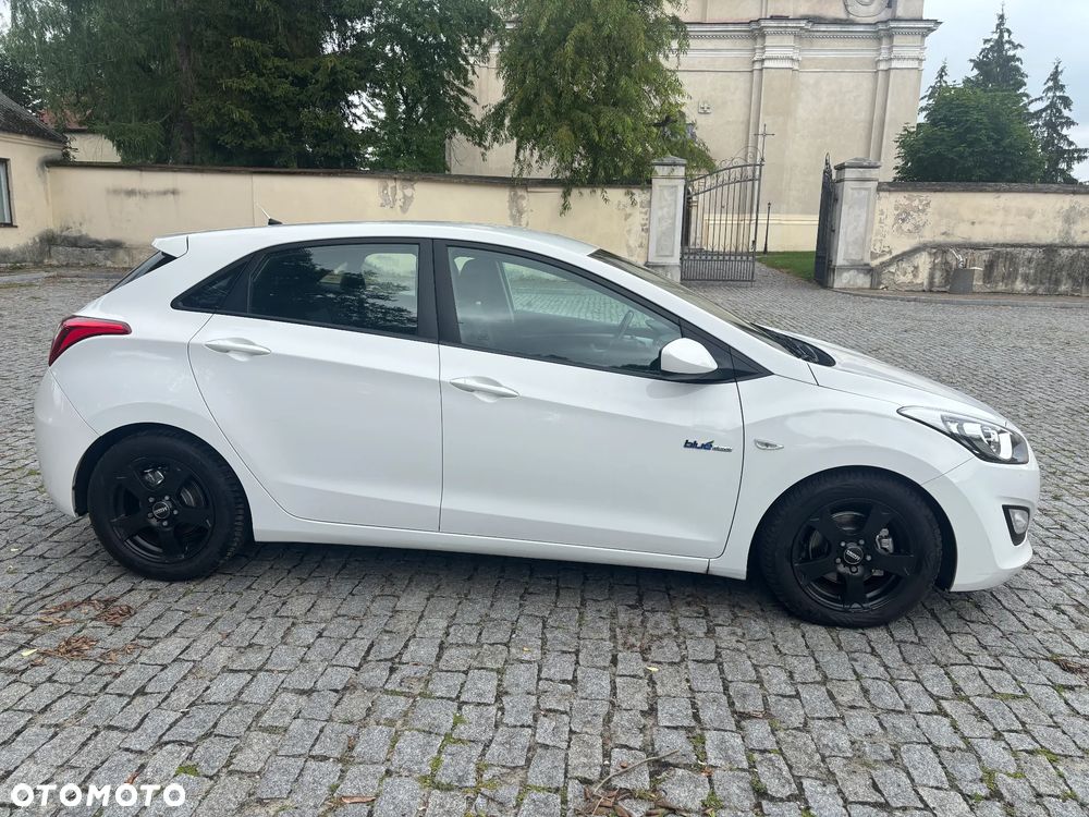 Hyundai i30 1.6 CRDI Trend - 9