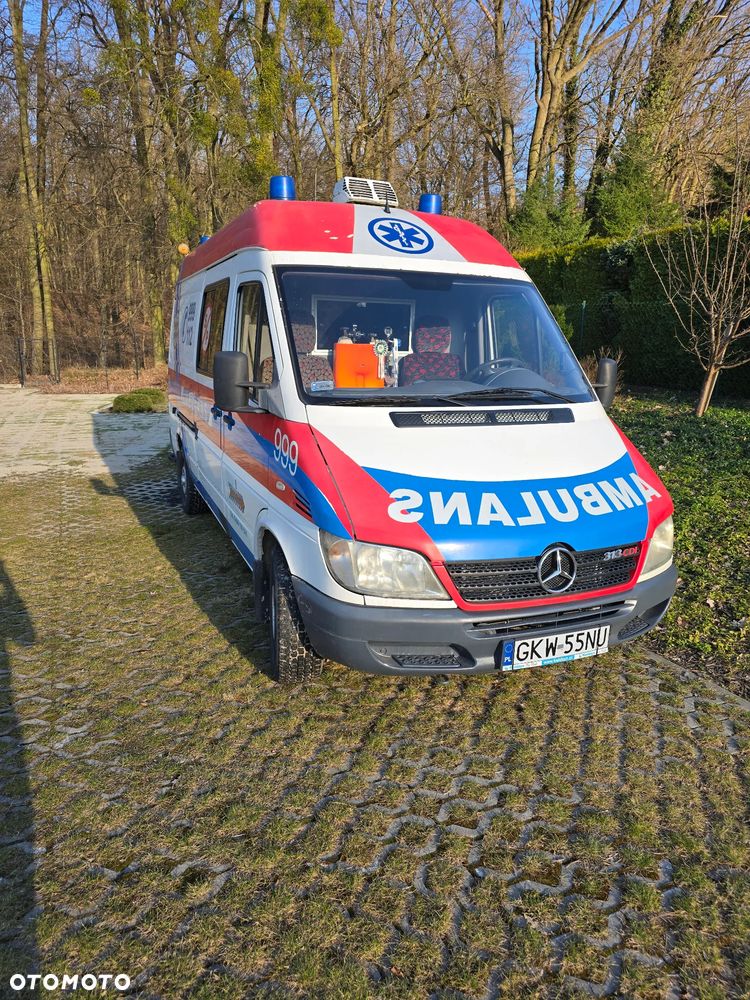 Mercedes-Benz Sprinter - 1
