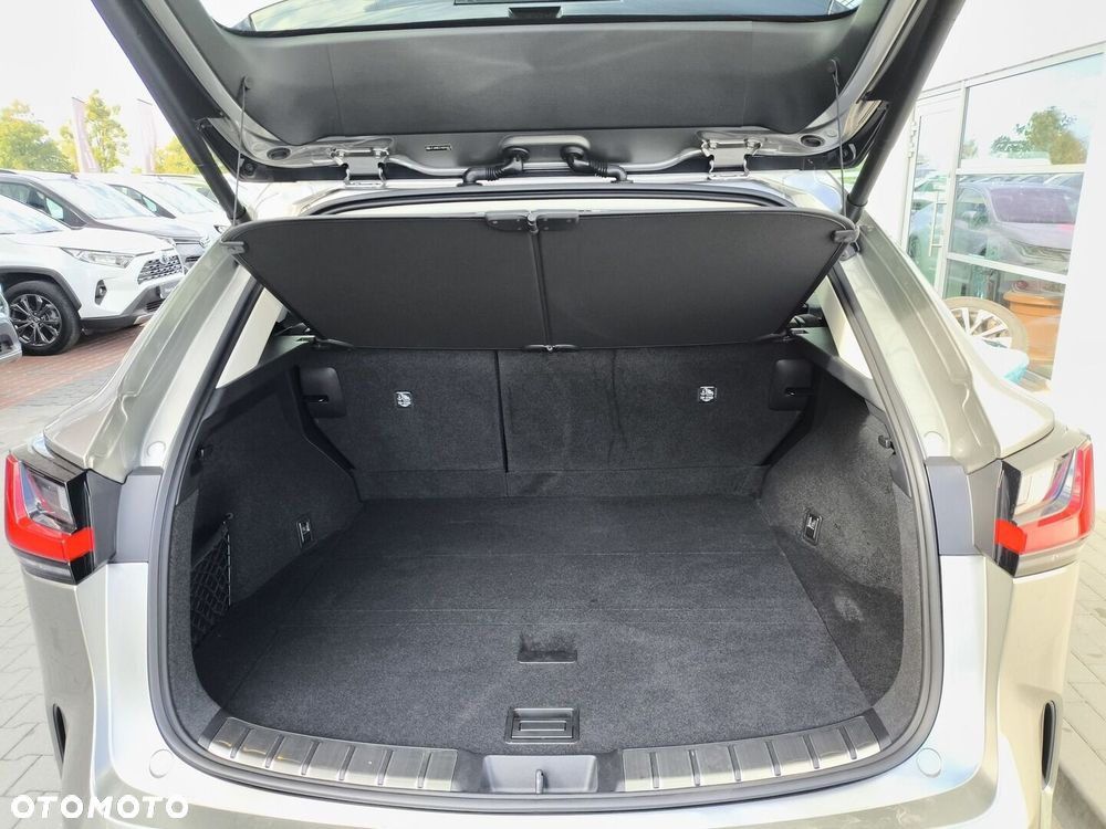 Lexus NX 350h Business AWD - 13
