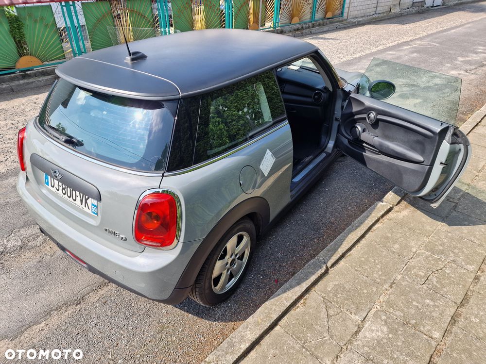 MINI ONE D Metropolitan - 15