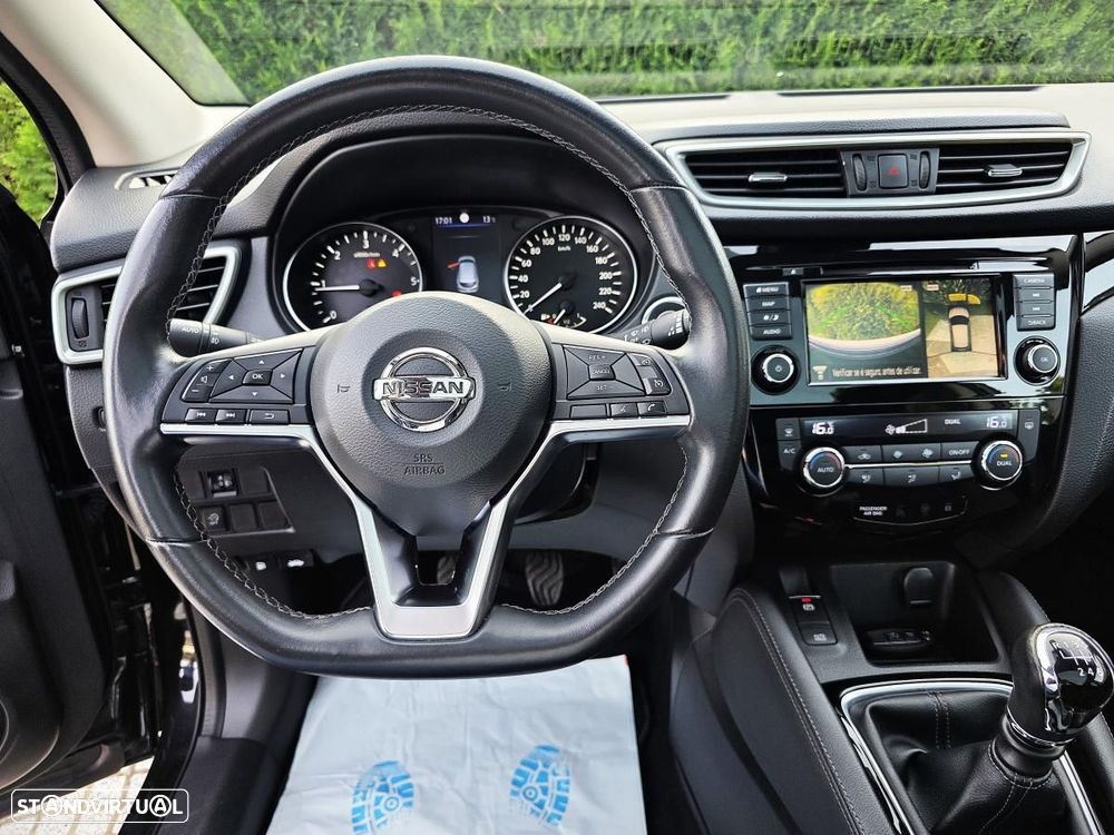 Nissan Qashqai 1.5 dCi N-Connecta J18 - 22