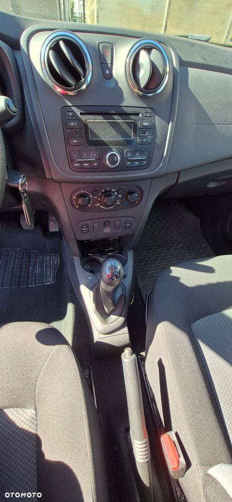 Dacia Sandero 1.2 16V Laureate - 10