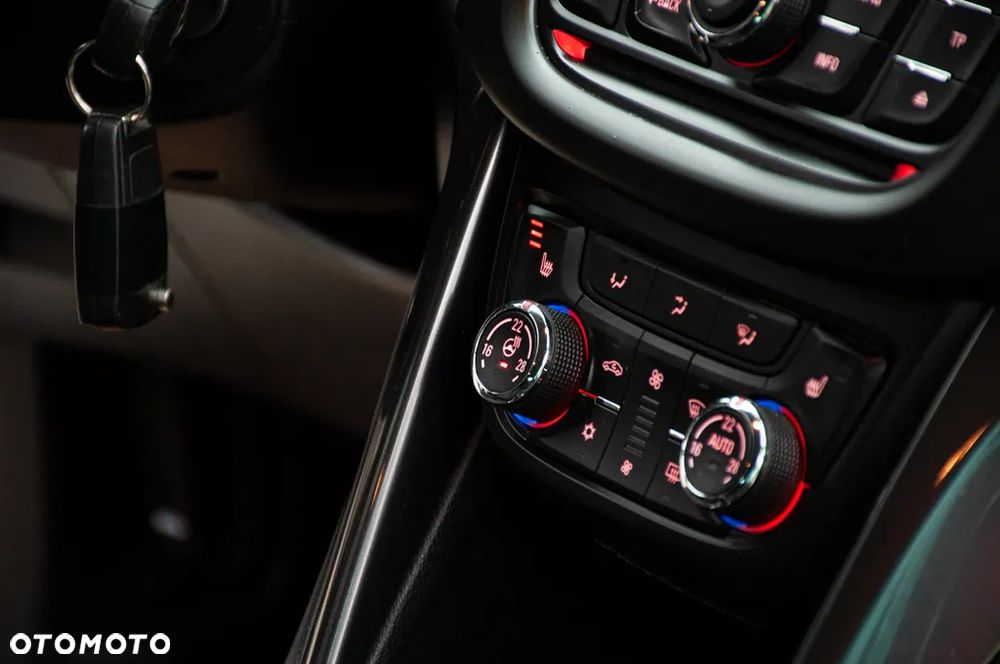 Opel Zafira Tourer 2.0 CDTI ecoFLEX Start/Stop Innovation - 40