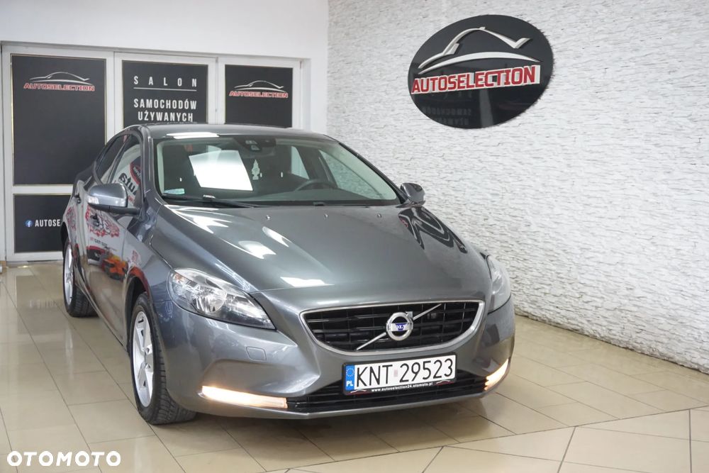 Volvo V40 D2 - 15