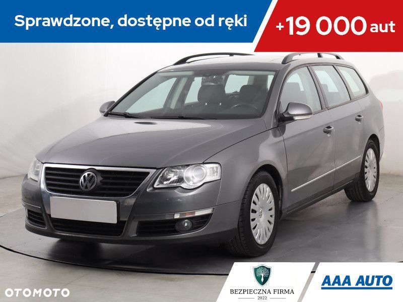 Volkswagen Passat Variant - 2