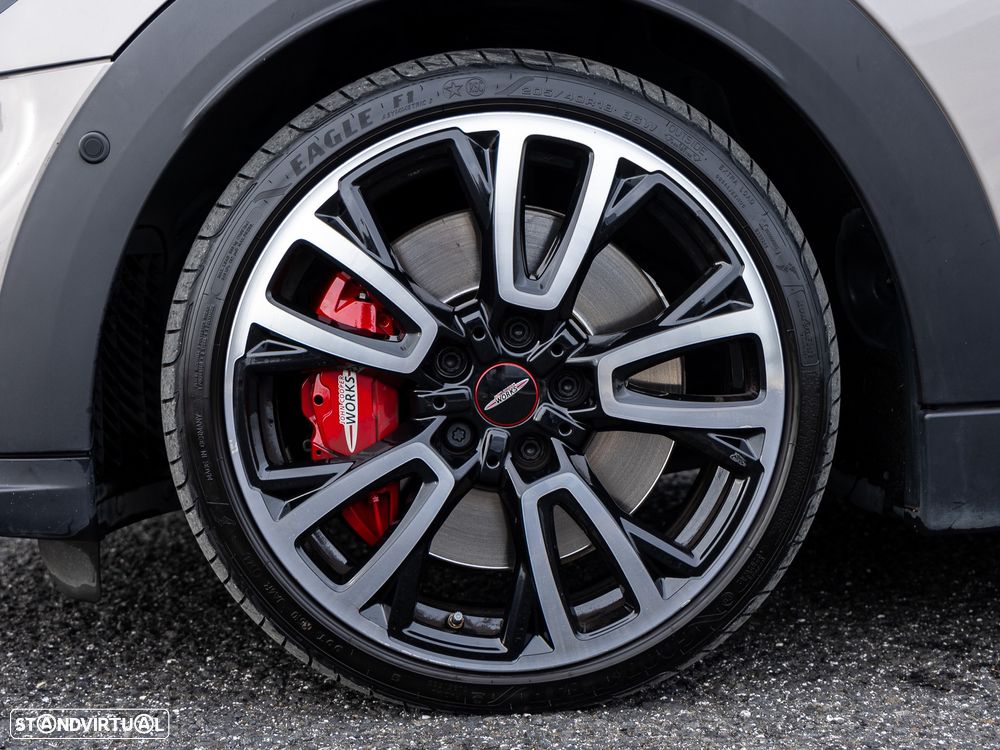 MINI 3 Portas John Cooper Works Auto Desportiva - 26