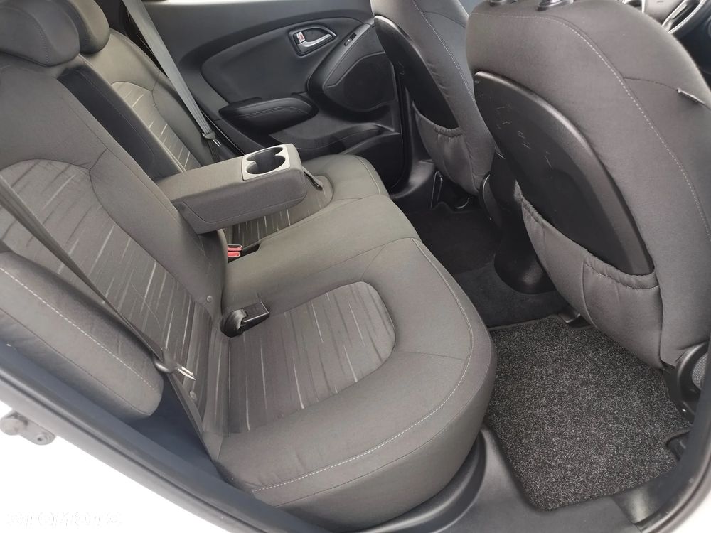 Hyundai ix35 1.6 2WD Fifa World Cup Edition - 22