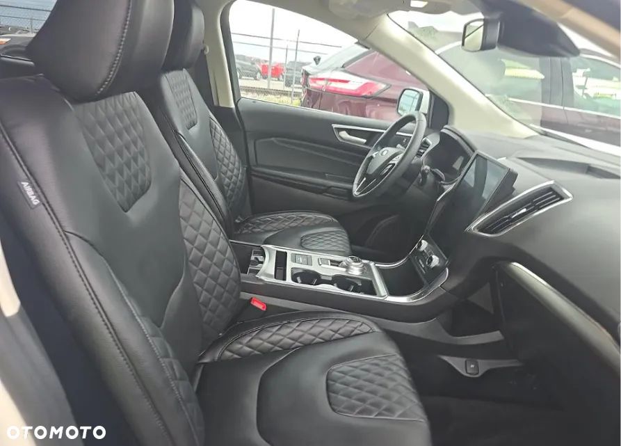 Ford Edge - 11