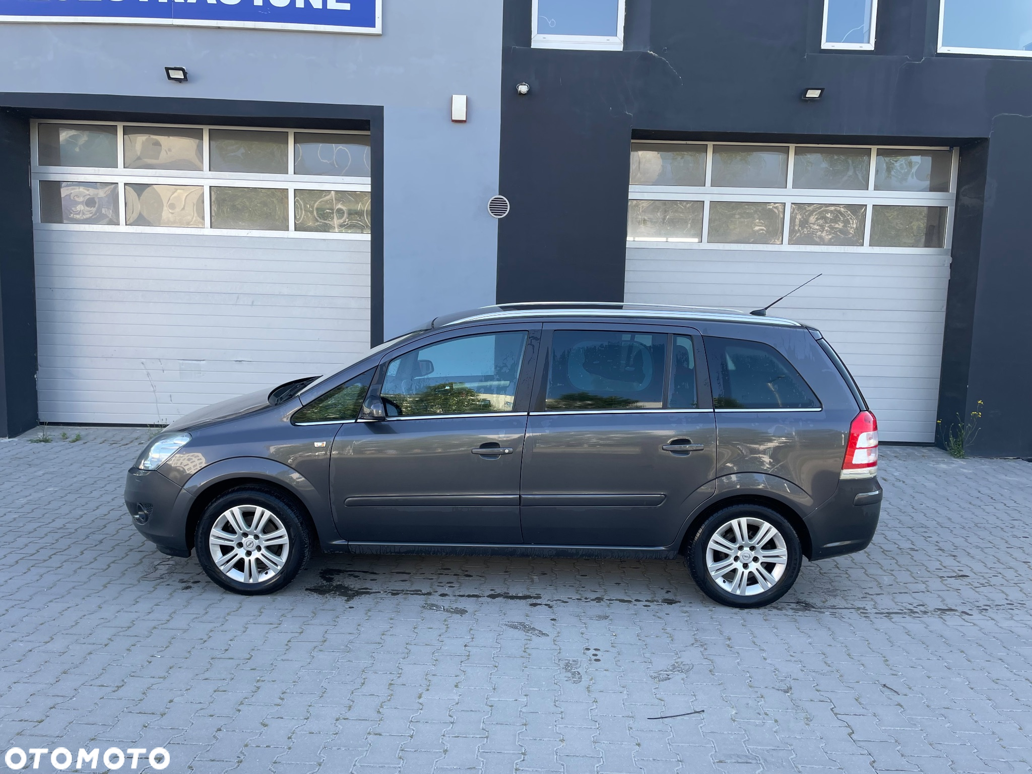 Opel Zafira 1.8 - 2