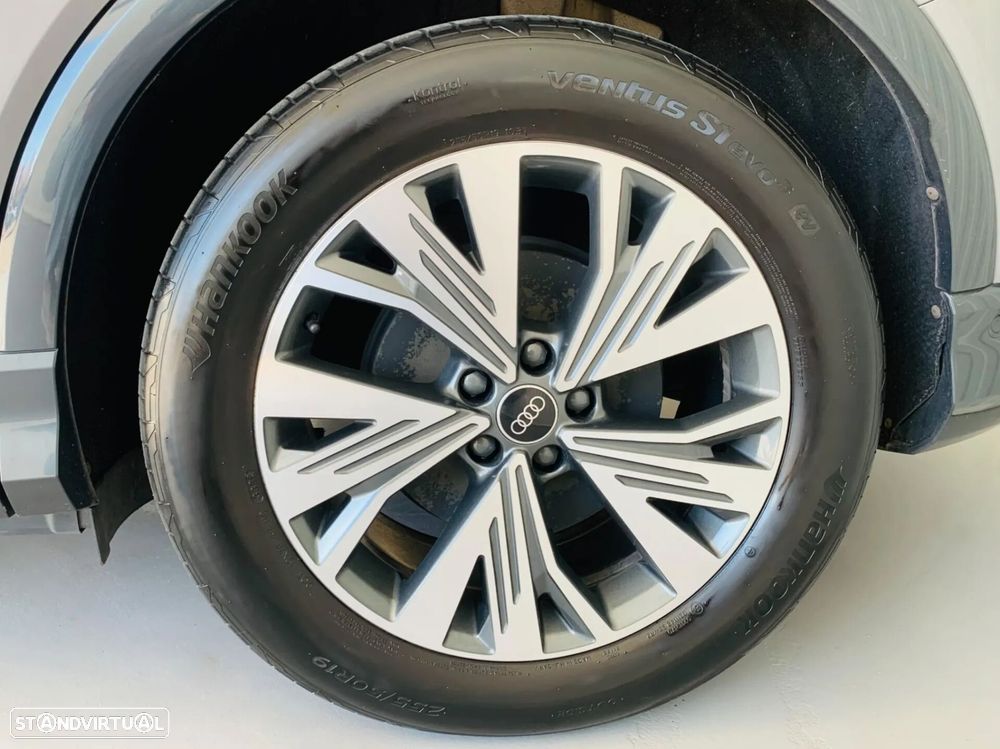 Audi Q4 Sportback e-tron - 5