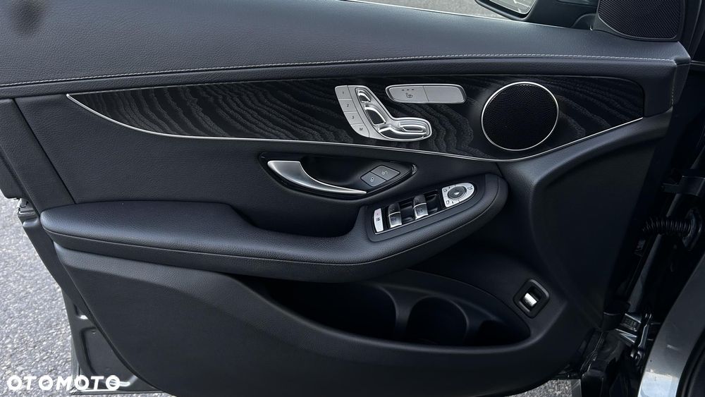 Mercedes-Benz GLC - 10