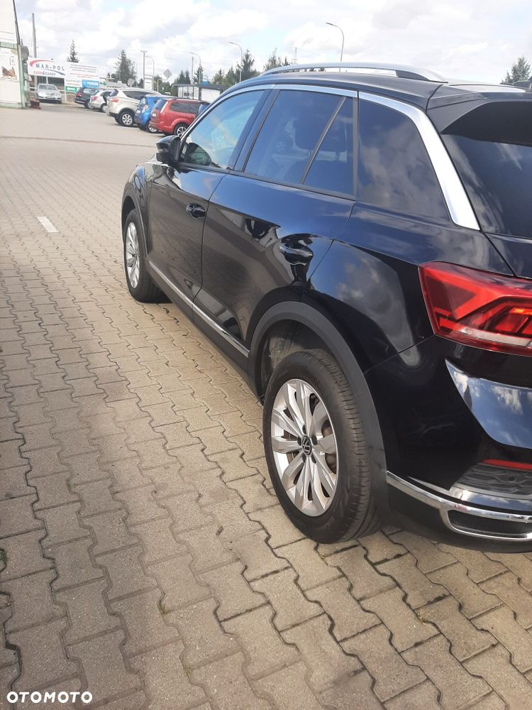 Volkswagen T-Roc - 4