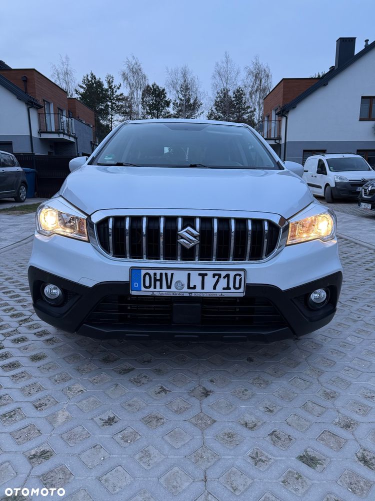 Suzuki SX4 S-Cross 1.0 T Comfort - 4