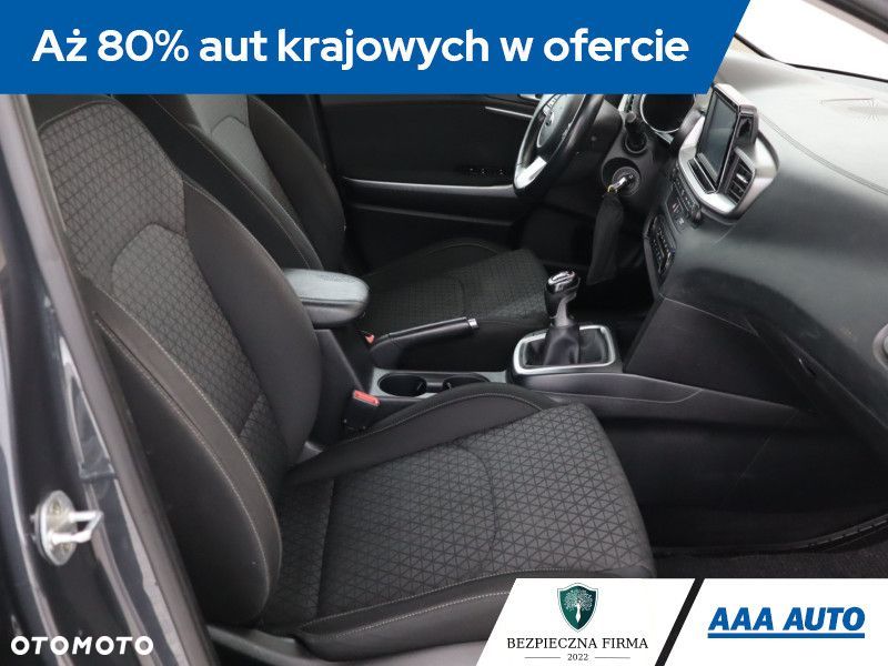 Kia Ceed - 11
