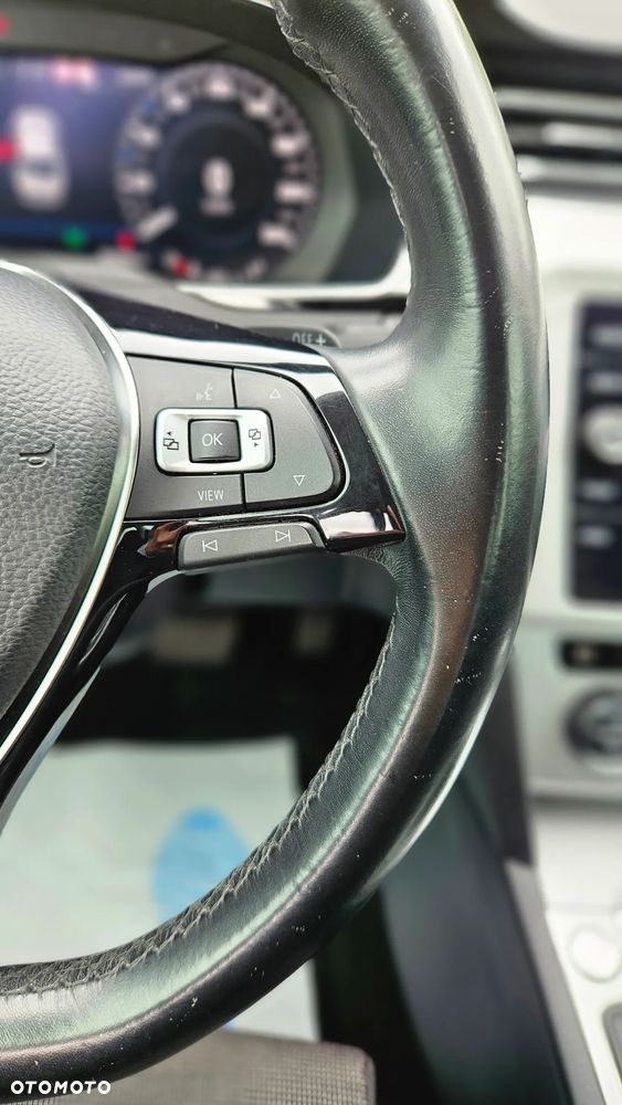 Volkswagen Passat 2.0 TDI BMT SCR Comfortline DSG7 - 24