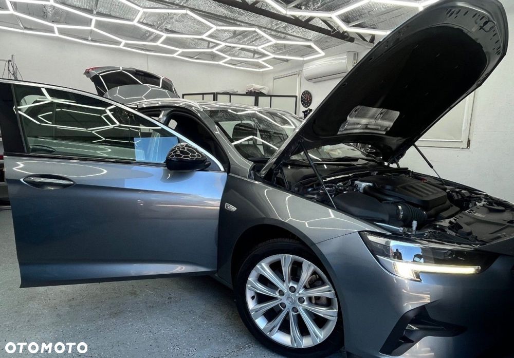 Opel Insignia - 38
