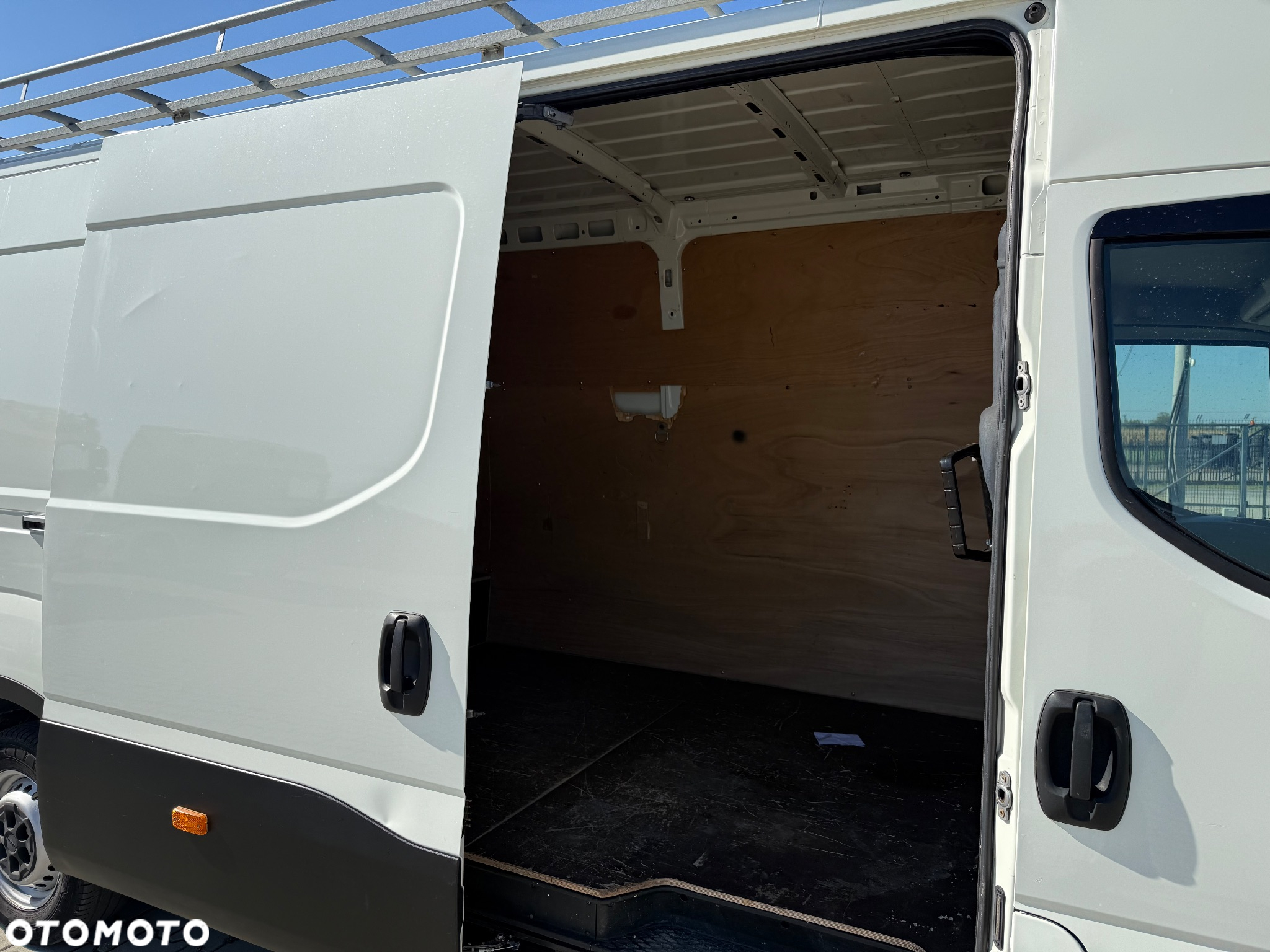 Iveco DAILY 35S15 / L4H3 / 3.0 150 KM / BLASZAK / BAGAŻNIK DACHOWY / Z FRANCJI / STAN BDB / / / - 22