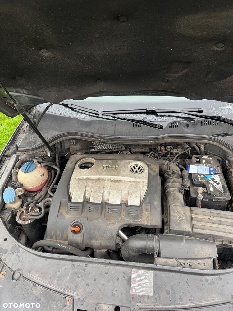 Volkswagen Passat 2.0 TDI DPF Comfortline DSG - 11
