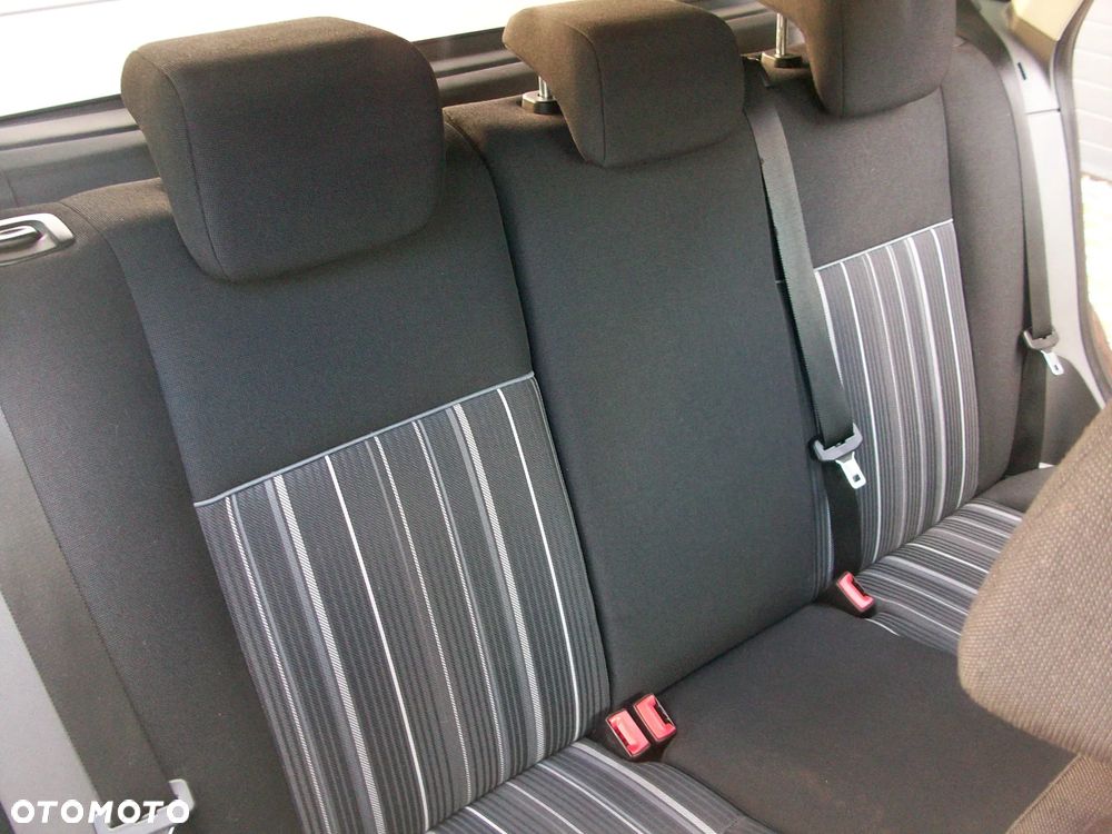 Ford Focus 1.6 FX Gold / Gold X - 12