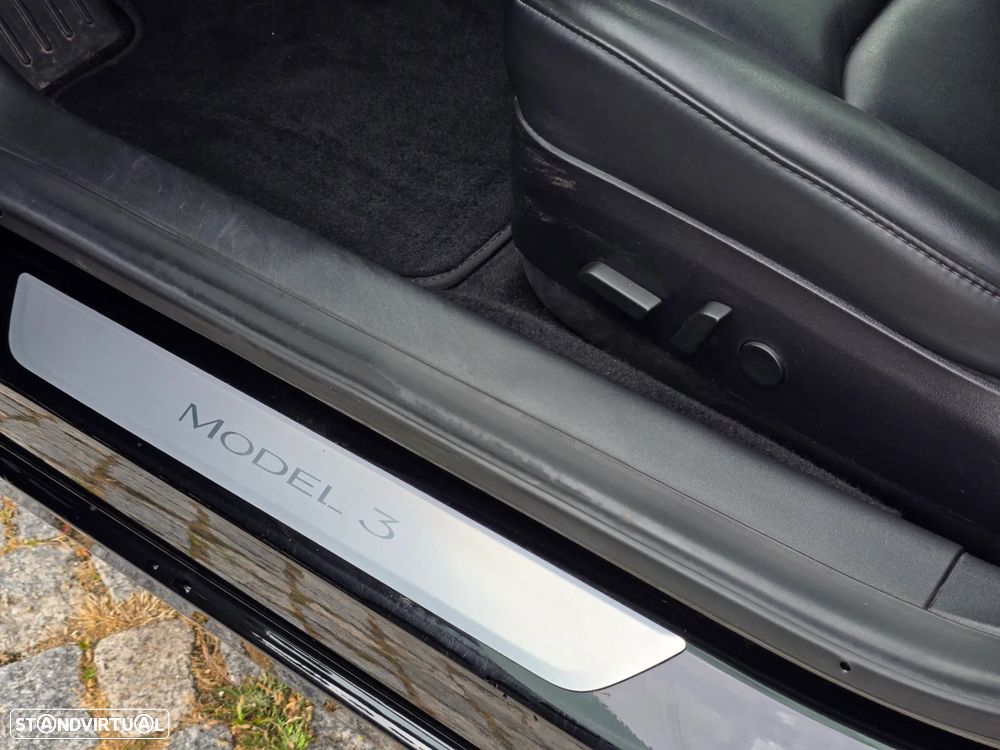 Tesla Model 3 Standard RWD Plus - 12