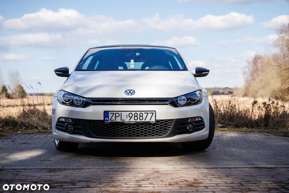 Volkswagen Scirocco 2.0 TDI DSG - 2