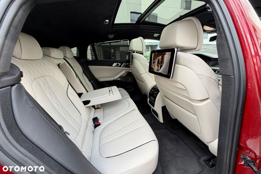 BMW X6 - 16