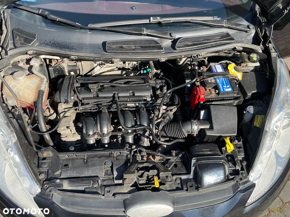 Ford Fiesta - 16